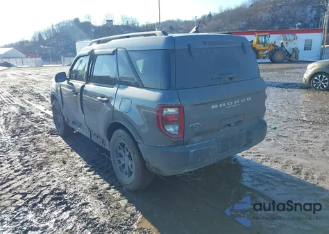 2022 Ford Bronco Sport Big Bend z USA, uszkodzony, nr VIN 3FMCR9B64NRE16239